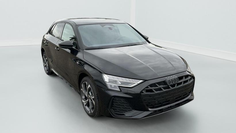 Aperçu du véhicule : 45 TFSI E HYBRIDE RECHARGEABLE 272 S TRONIC 6 S LINE