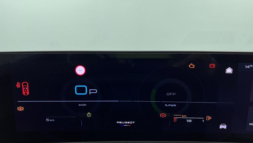 Aperçu du véhicule : Nouveau Hybrid 145 e-DCS6 GT Noir Perla Nera avec 7200€ d'équipements inclus