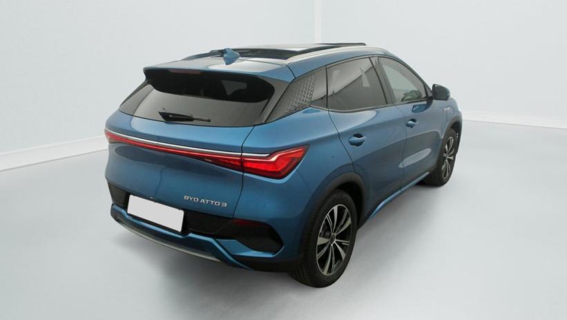 Aperçu du véhicule : 60 5 kWh 204 ch Design