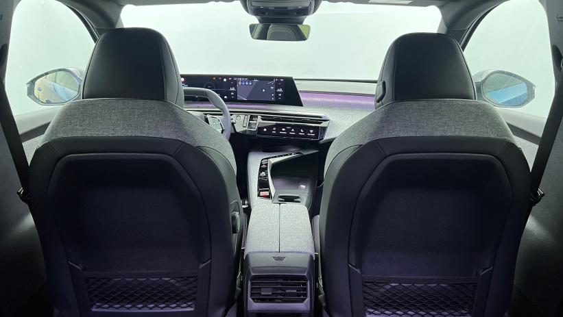 Aperçu du véhicule : Hybrid 145 e-DCS6 GT Bleu Obsession avec 4350€ d'équipements inclus