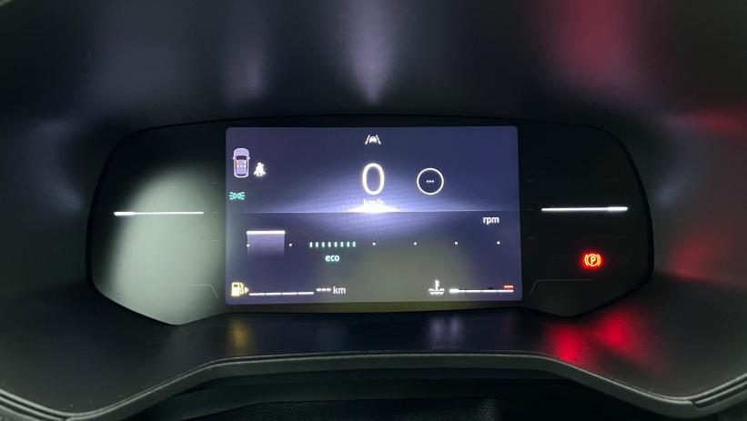 Aperçu du véhicule : Blue dCi 100 Evolution Gris Schiste avec 1100€ d'équipements inclus