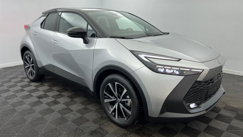 Aperçu du véhicule : Hybride 140 Design Gris Minéral - Toit Noir Onyx avec 2700€ d'équipements inclus