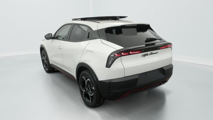 Aperçu du véhicule : 1.2 Ibrida 136 ch eDCT6 Speciale
