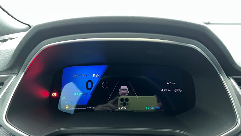 Aperçu du véhicule : E-Tech full hybrid 145 Esprit Alpine Noir Etoilé avec 2000€ d'équipements inclus