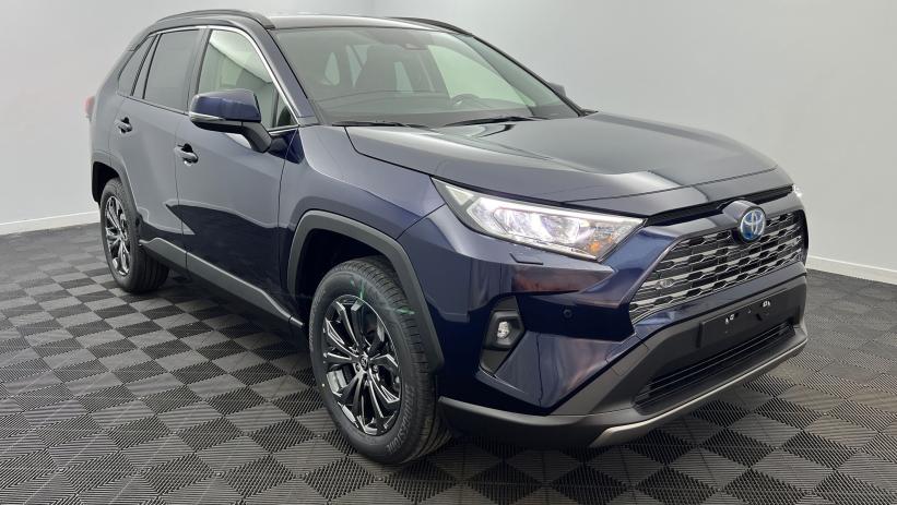 Aperçu du véhicule : Hybride 222 ch AWD-i Dynamic Bleu de Prusse avec 2850€ d'équipements inclus