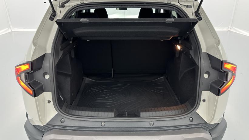 Aperçu du véhicule : III 1.2 TCe Mild Hybrid 130ch 4x2 Extrême