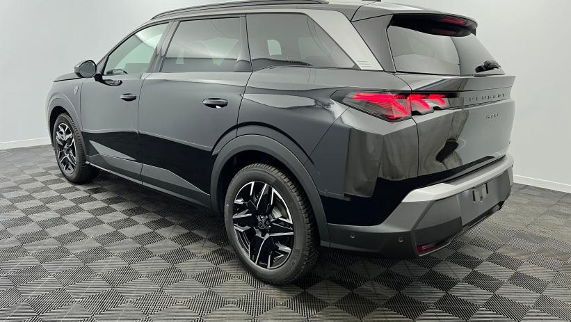 Aperçu du véhicule : Nouveau Hybrid 145 e-DCS6 GT Noir Perla Nera avec 7200€ d'équipements inclus