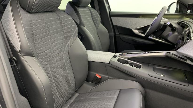 Aperçu du véhicule : Hybrid 145 e-DCS6 GT