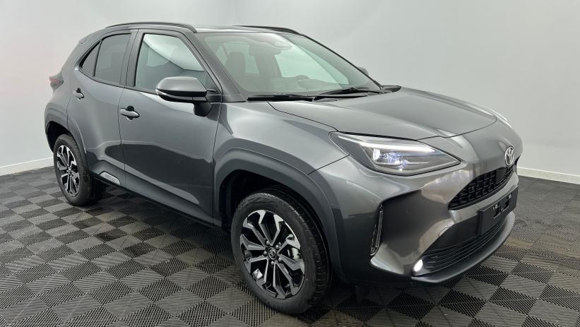 Aperçu du véhicule : Hybride 130ch 2WD Design Gris Atlas avec 2100€ d'équipements inclus