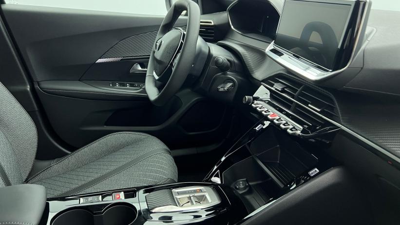 Aperçu du véhicule : Hybrid 145 e-DCS6 Allure Noir Perla Nera avec 1150€ d'équipements inclus