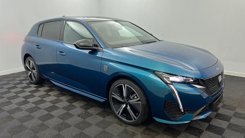 Aperçu du véhicule : BlueHDi 130ch S&S EAT8 GT Bleu Obsession avec 3600€ d'équipements inclus