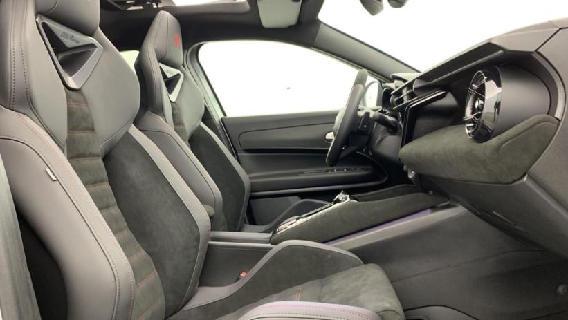 Aperçu du véhicule : 1.2 Ibrida 145 ch eDCT6 Speciale