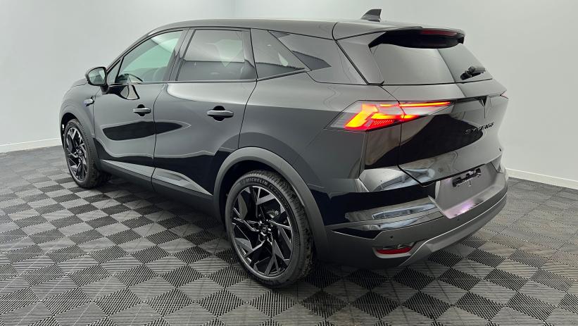 Aperçu du véhicule : E-Tech full hybrid 145 Esprit Alpine Noir Etoilé avec 2000€ d'équipements inclus