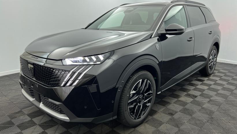 Aperçu du véhicule : Nouveau Hybrid 145 e-DCS6 GT Noir Perla Nera avec 7200€ d'équipements inclus