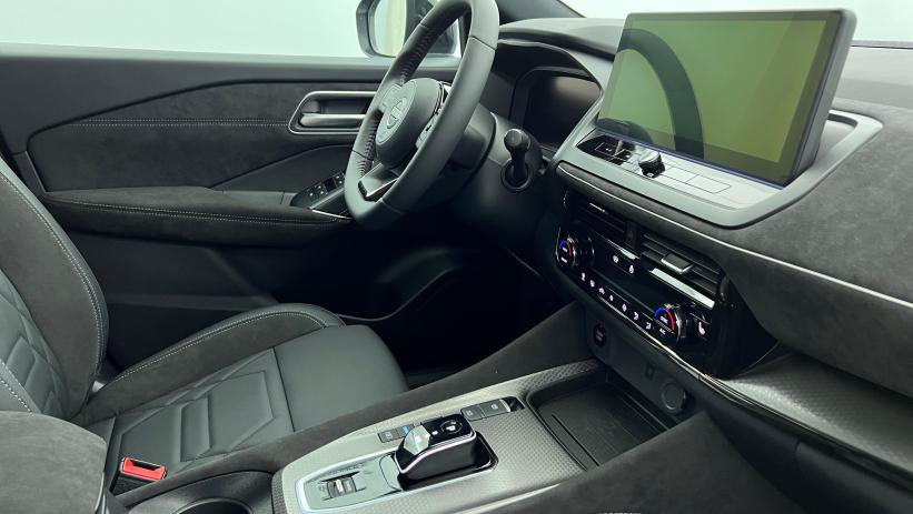 Aperçu du véhicule : e-Power 190 ch N-Design Blanc Nacré Toit Noir avec 2550€ d'équipements inclus