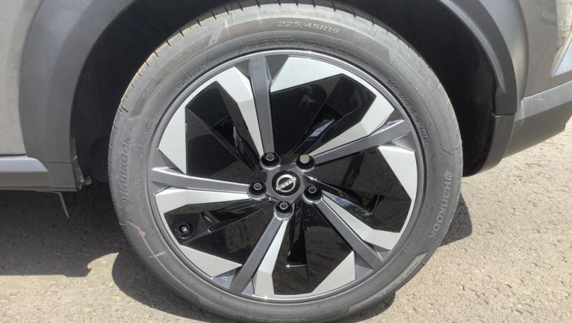 Aperçu du véhicule : JUKE HYBRID 143 N-Connecta