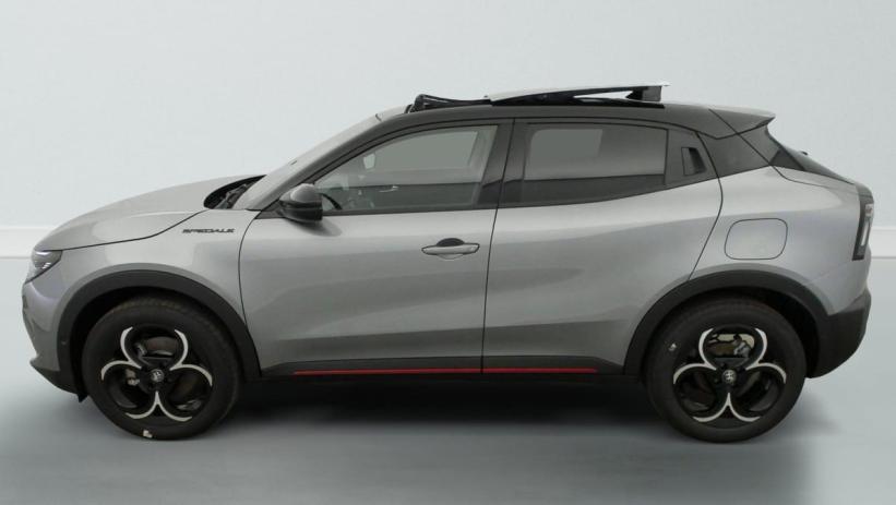 Aperçu du véhicule : 1.2 Ibrida 145 ch eDCT6 Speciale