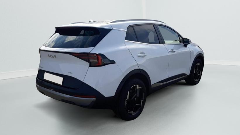 Aperçu du véhicule : HYBRIDE 239 CH BVA6 ACTIVE