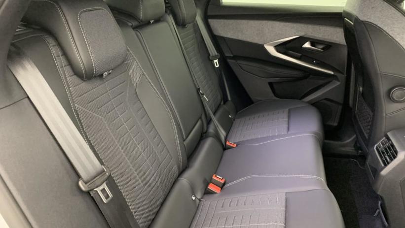 Aperçu du véhicule : Hybrid 145 e-DCS6 GT