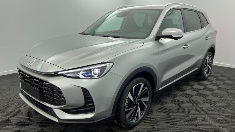 Aperçu du véhicule : 1.5 L Hybrid+ 197 ch Luxury Cosmic Silver avec 650€ d'équipements inclus