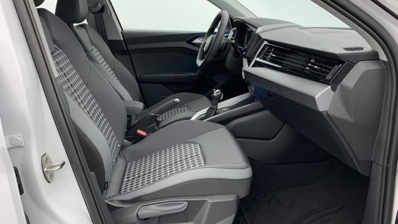 Aperçu du véhicule : 30 TFSI 116 ch S tronic 7 Design