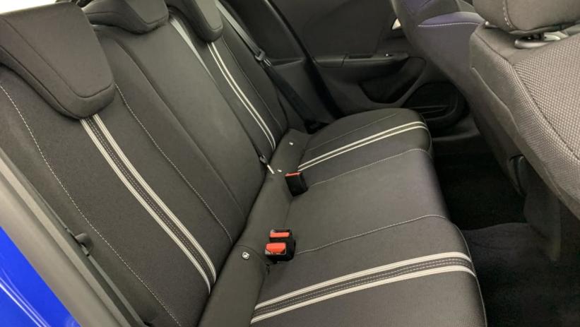 Aperçu du véhicule : 1.2 Turbo Hybrid 110 ch e-DCT6 GS