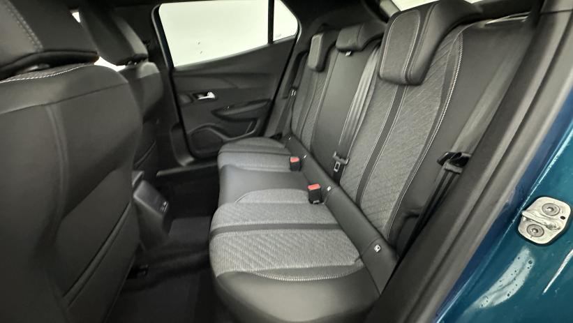 Aperçu du véhicule : II 1.2 Hybrid 136ch Allure e-DCS6