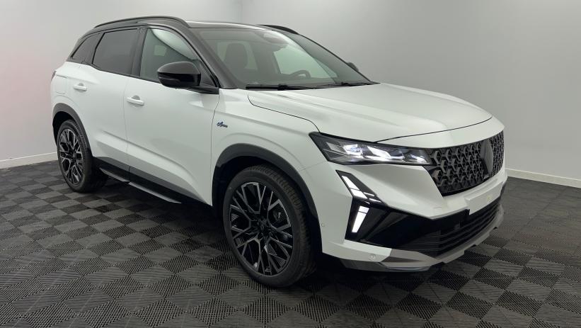 Aperçu du véhicule : full hybrid E-Tech 200 ch Esprit Alpine Blanc Nacré - Toit Noir Etoilé avec 3549€ d'équipements inclus