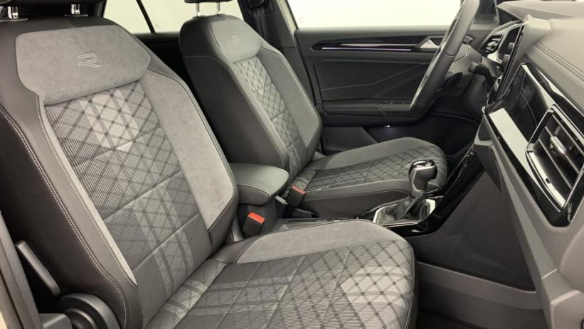 Aperçu du véhicule : 2.0 TDI 150 Start Stop DSG7 R-Line Edition