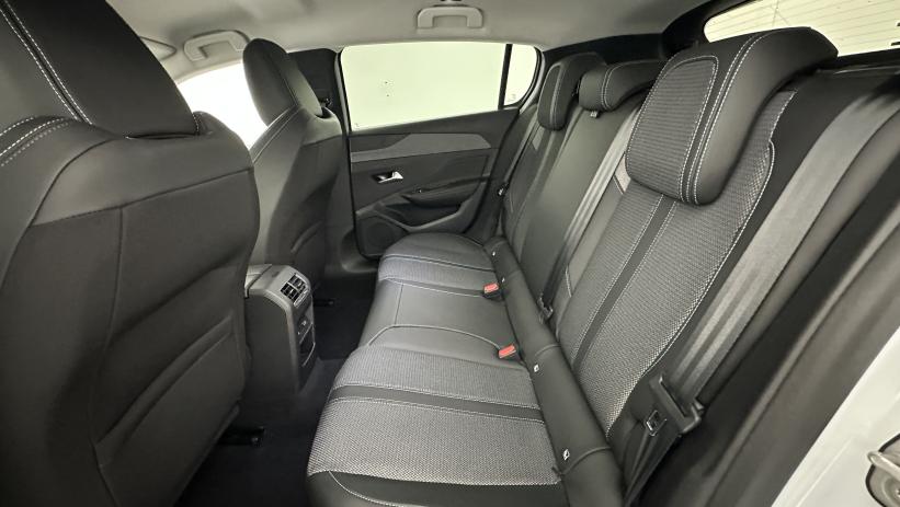 Aperçu du véhicule : 1.2 Hybrid 136ch Allure e-DCS6