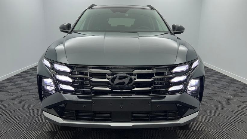 Aperçu du véhicule : 1.6 T-GDI 239 Hybrid BVA6 Executive Cypress Green avec 1160€ d'équipements inclus