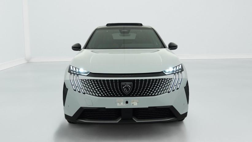 Aperçu du véhicule : Hybrid 145 e-DCS6 GT
