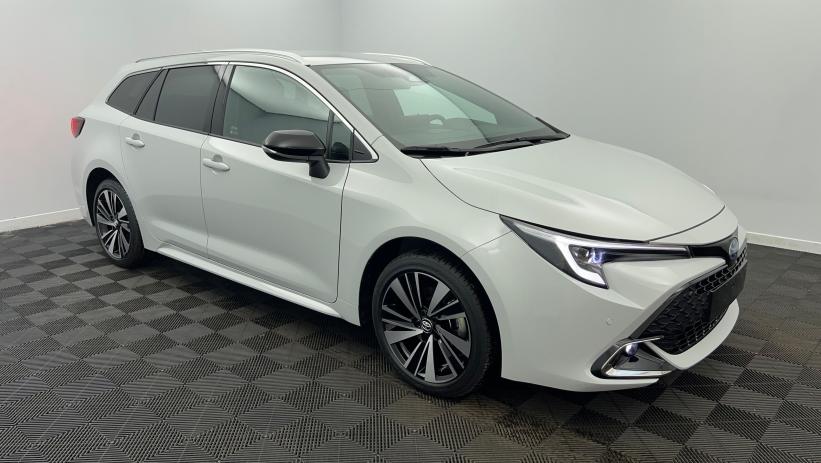 Aperçu du véhicule : Hybride 178ch Design Gris Dynamic avec 2340€ d'équipements inclus