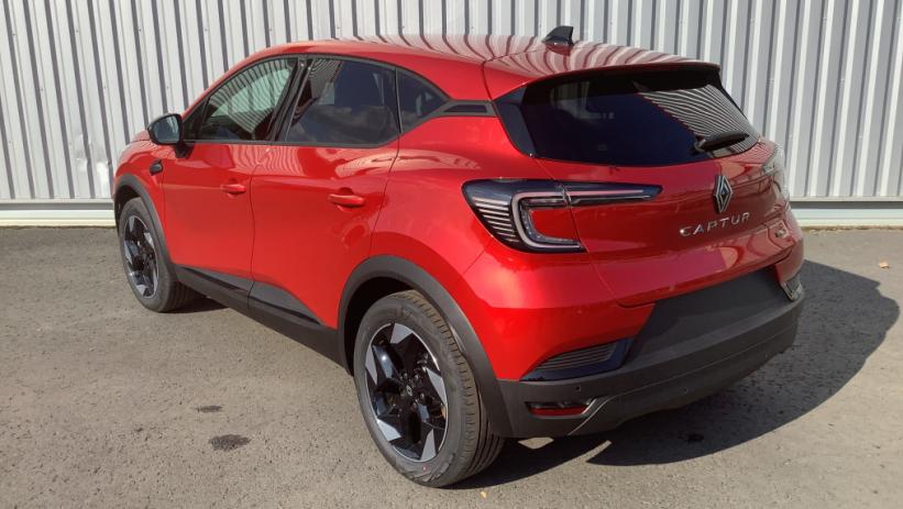 Aperçu du véhicule : CAPTUR E-Tech full hybrid 160 ch Techno
