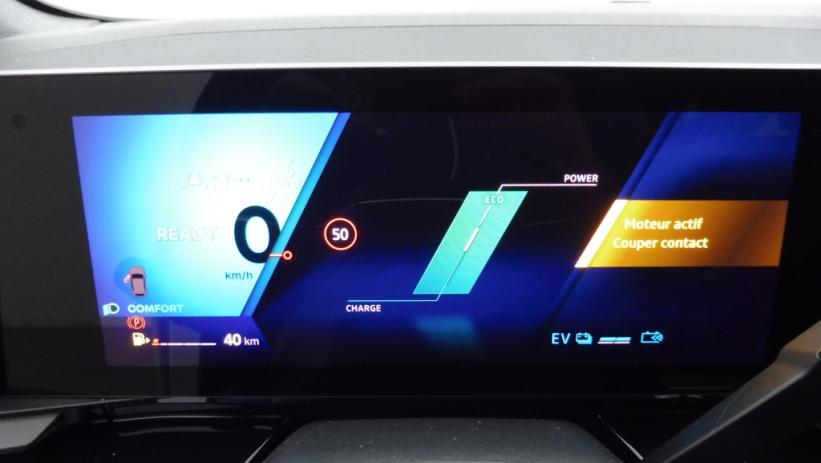 Aperçu du véhicule : 1.2 E-TECH FULL HYBRID 200CH TECHNO - 24