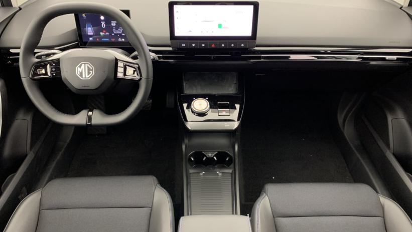 Aperçu du véhicule : ELECTRIC 64KWH - 150 KW 2WD LUXURY